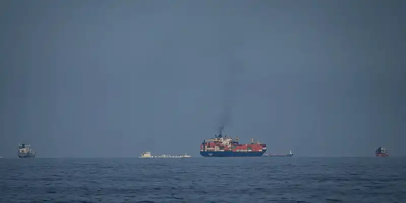 India LPG shortage impact as cargo ships face supply disruption at sea