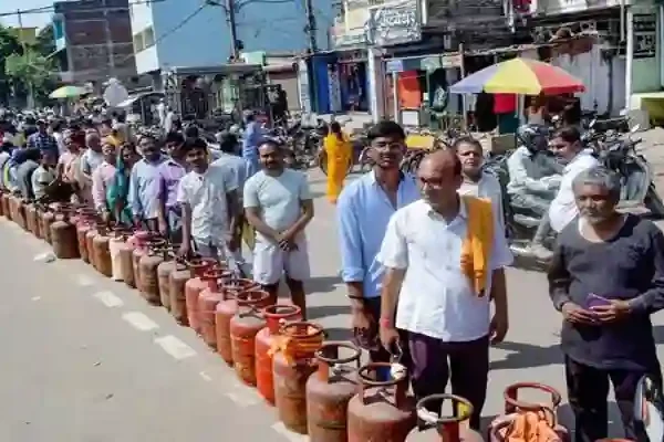 LPG supply crisis India as people queue with gas cylinders for refill