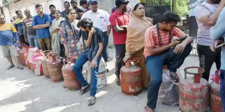 India LPG crisis due to falling imports and disrupted Hormuz supply route